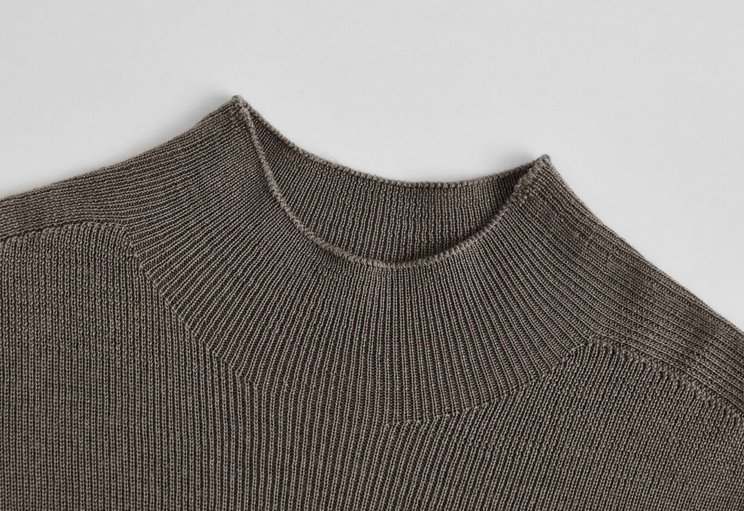 Elegant Wool Turtleneck Sweater SSTS0061
