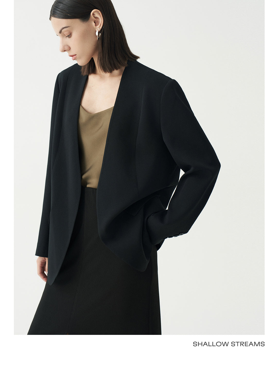 Minimalist Black Casual Collarless Blazer SSCB0059
