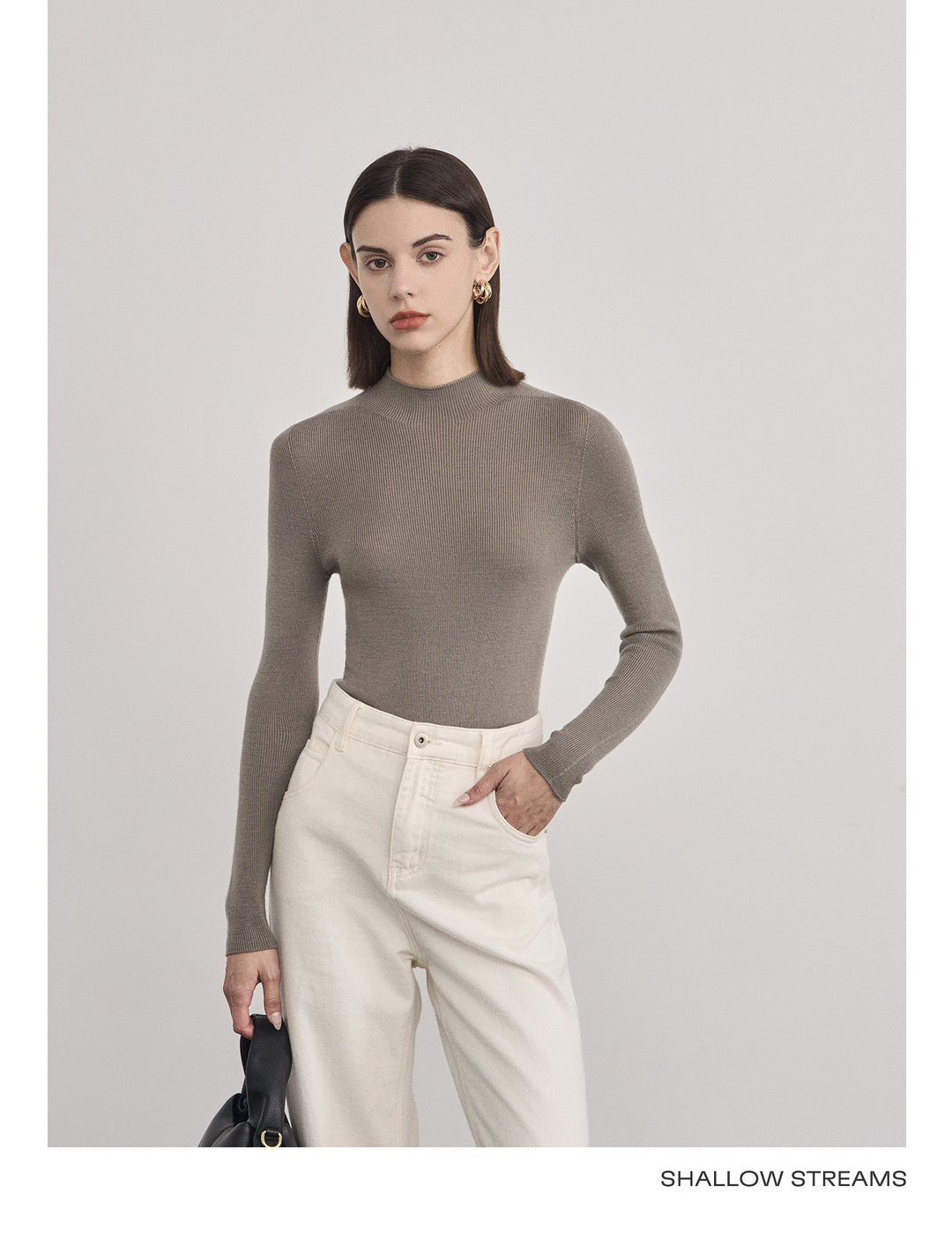 Elegant Wool Turtleneck Sweater SSTS0061