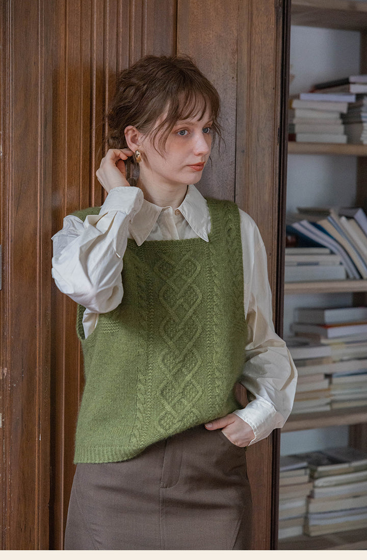 Reversible Cable Knit Wool Sweater Vest DAKV0122