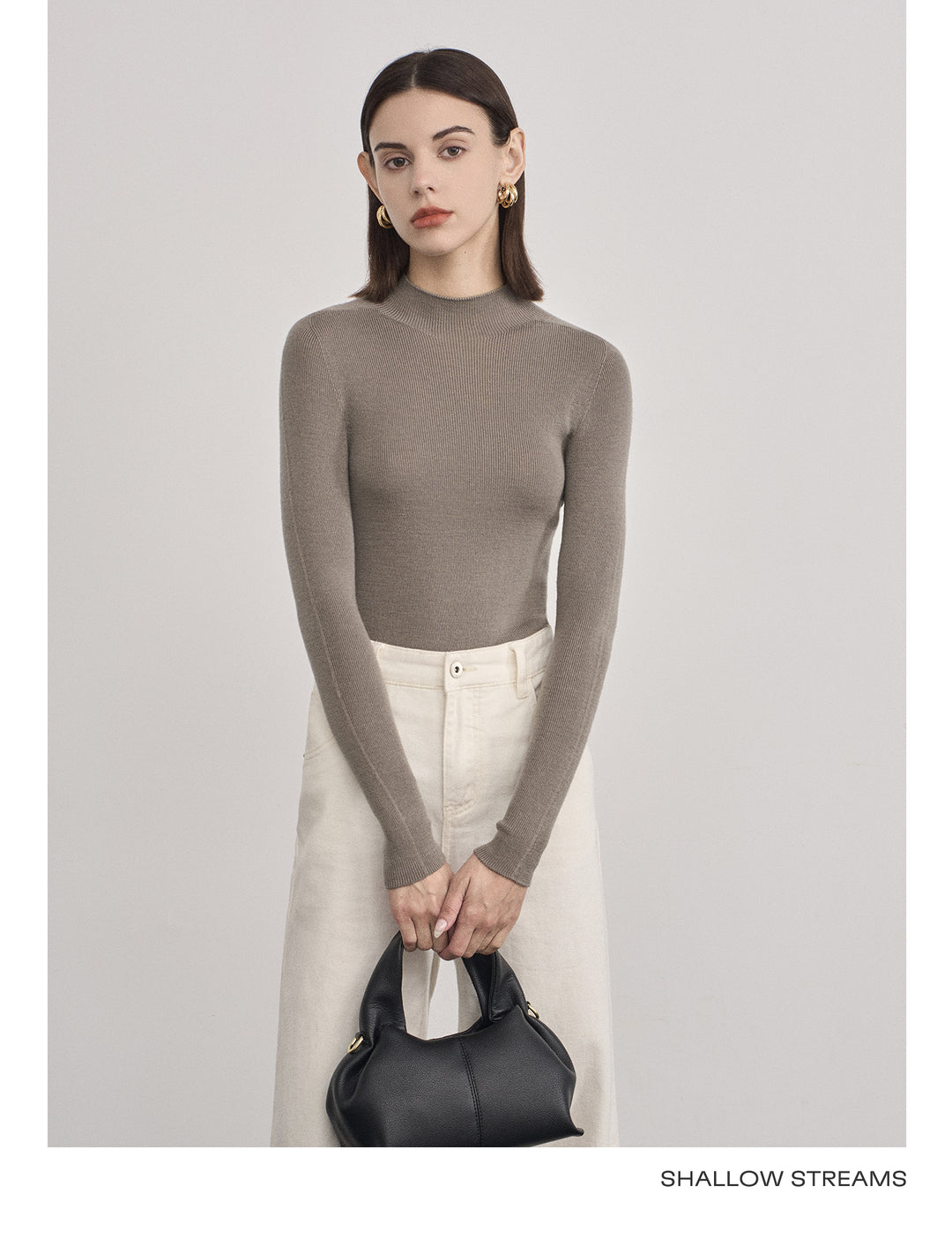 Elegant Wool Turtleneck Sweater SSTS0061