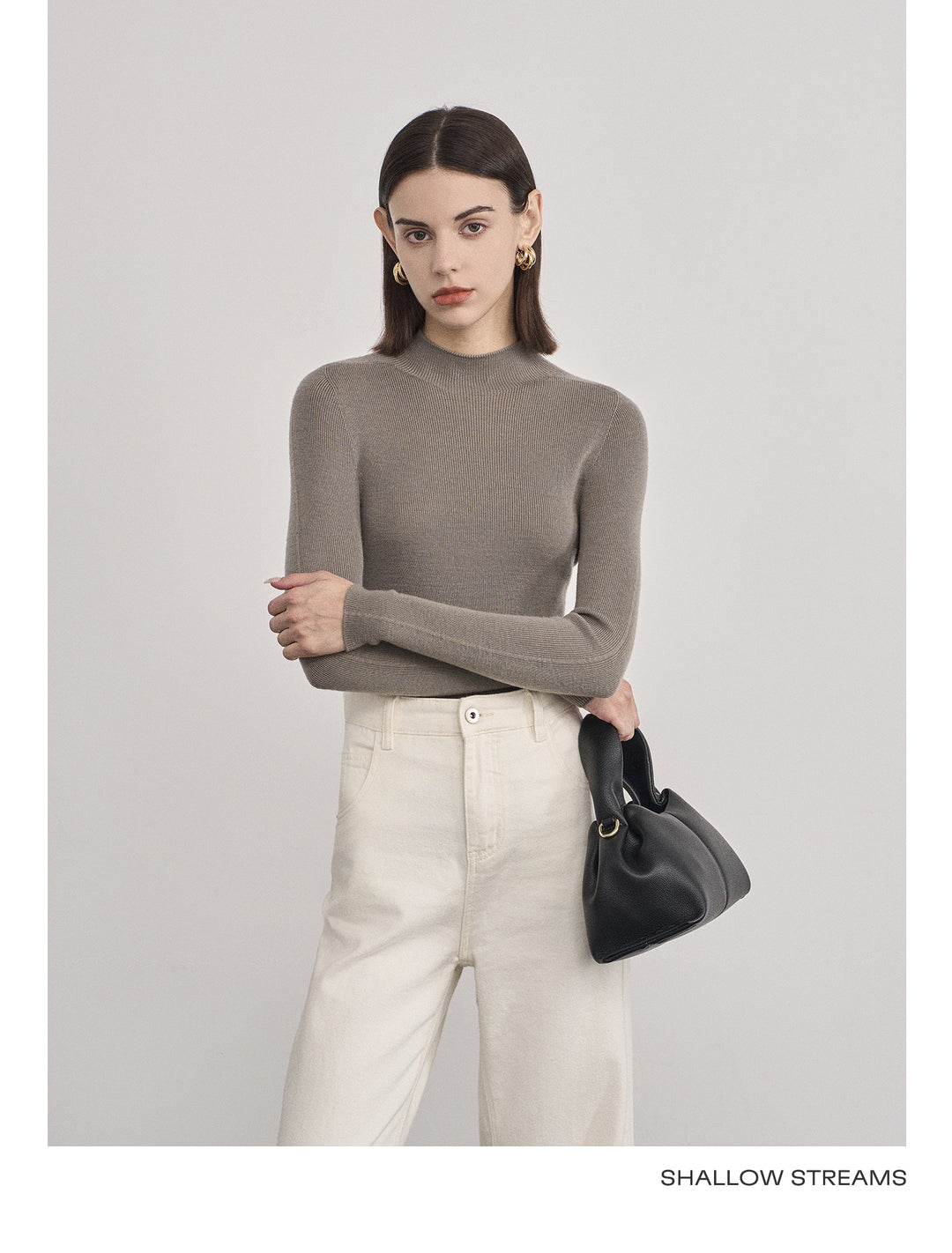 Elegant Wool Turtleneck Sweater SSTS0061