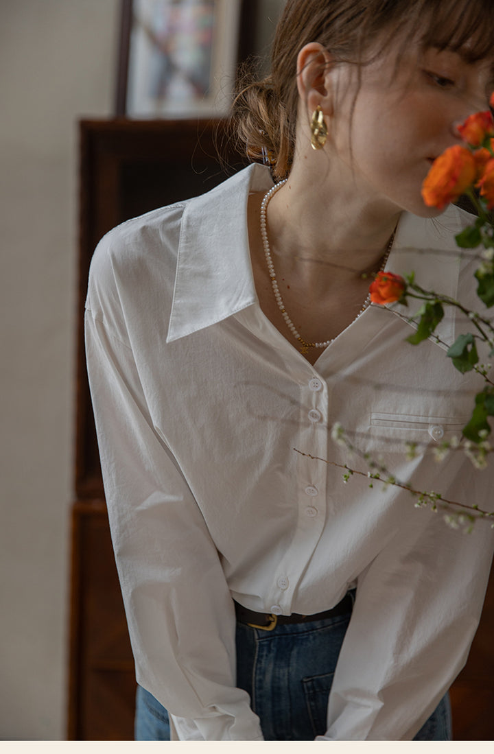 Classic Two-Tone Cotton V-Collar Shirt DACS0111