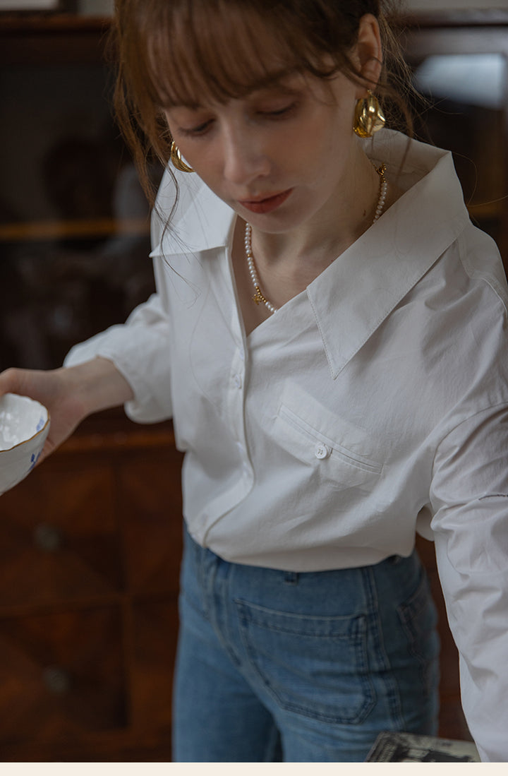 Classic Two-Tone Cotton V-Collar Shirt DACS0111