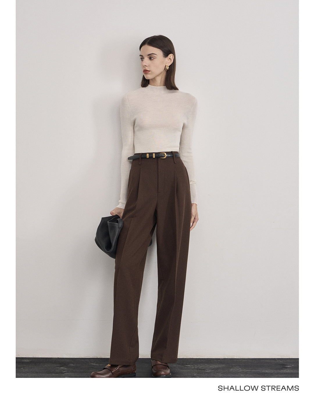 Elegant Wool Turtleneck Sweater SSTS0061