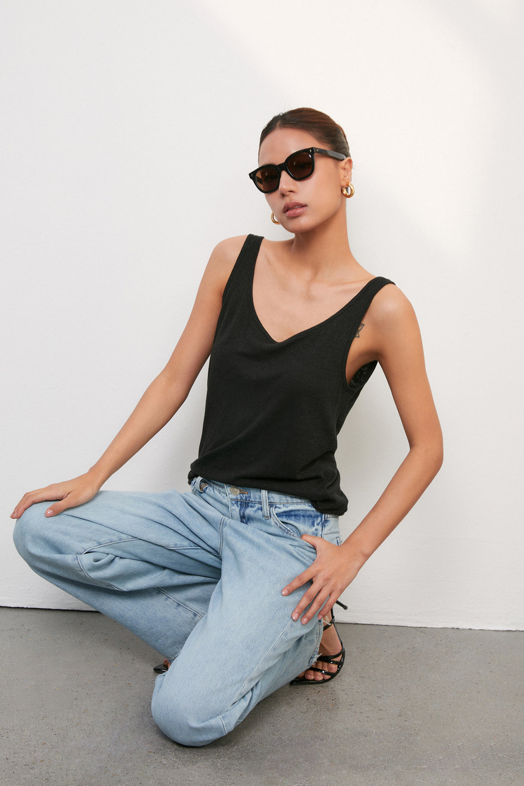 Everyday Scoop Linen Tank DGLT0201