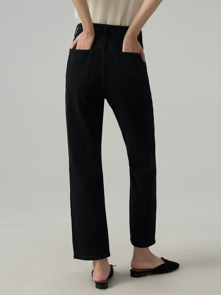 Classic Black Straight-Leg Jeans SSSJ0048