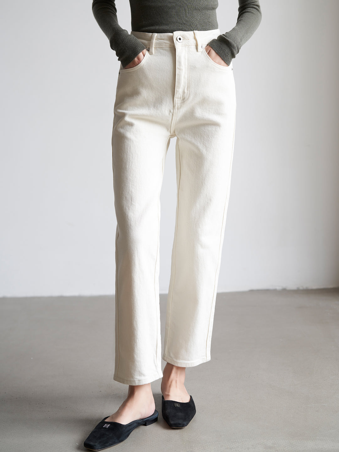 Soft Frame High-Rise Straight Jeans SSSJ0183