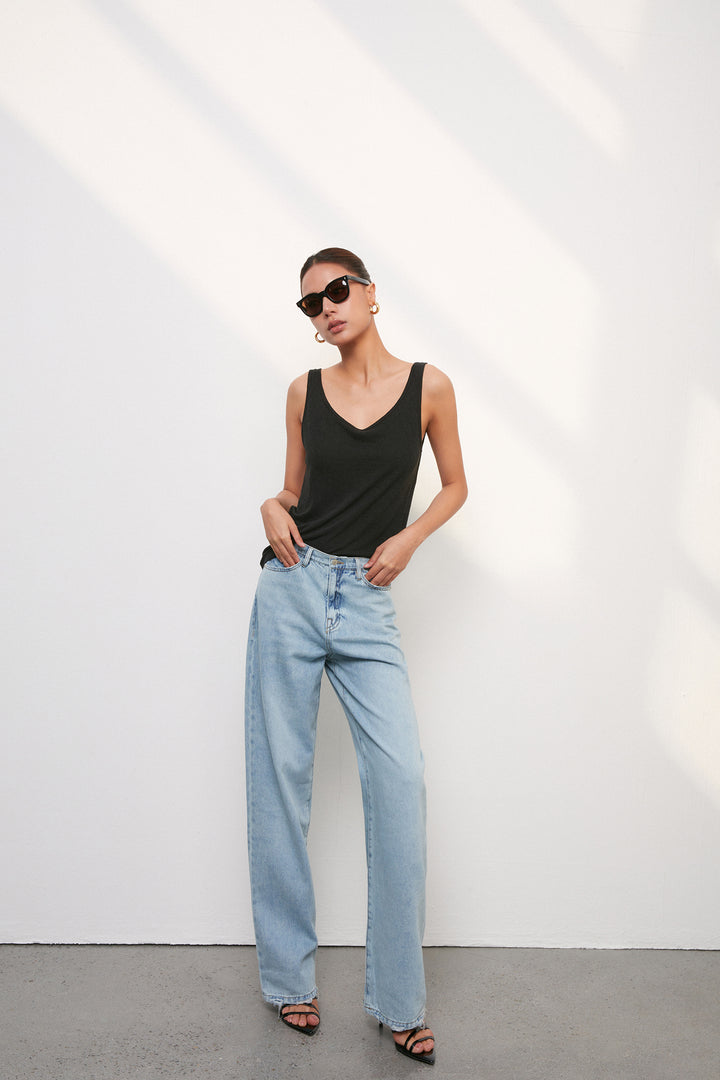 Everyday Scoop Linen Tank DGLT0201