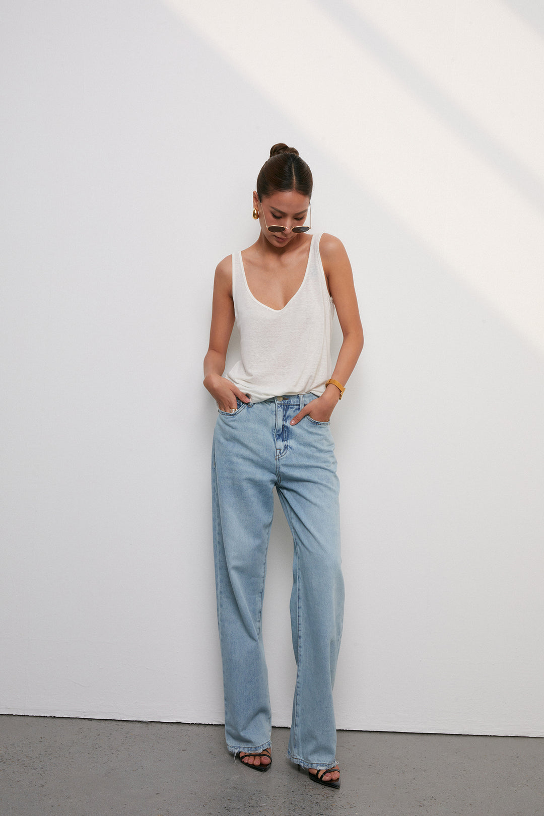 Everyday Scoop Linen Tank DGLT0201