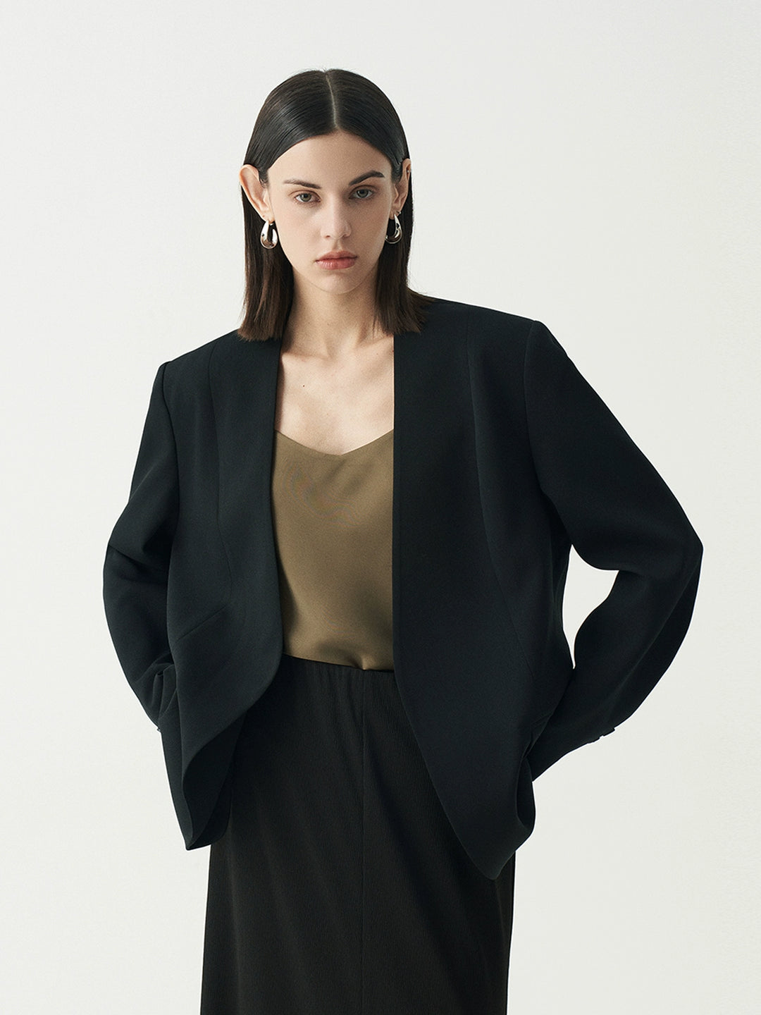 Minimalist Black Casual Collarless Blazer SSCB0059