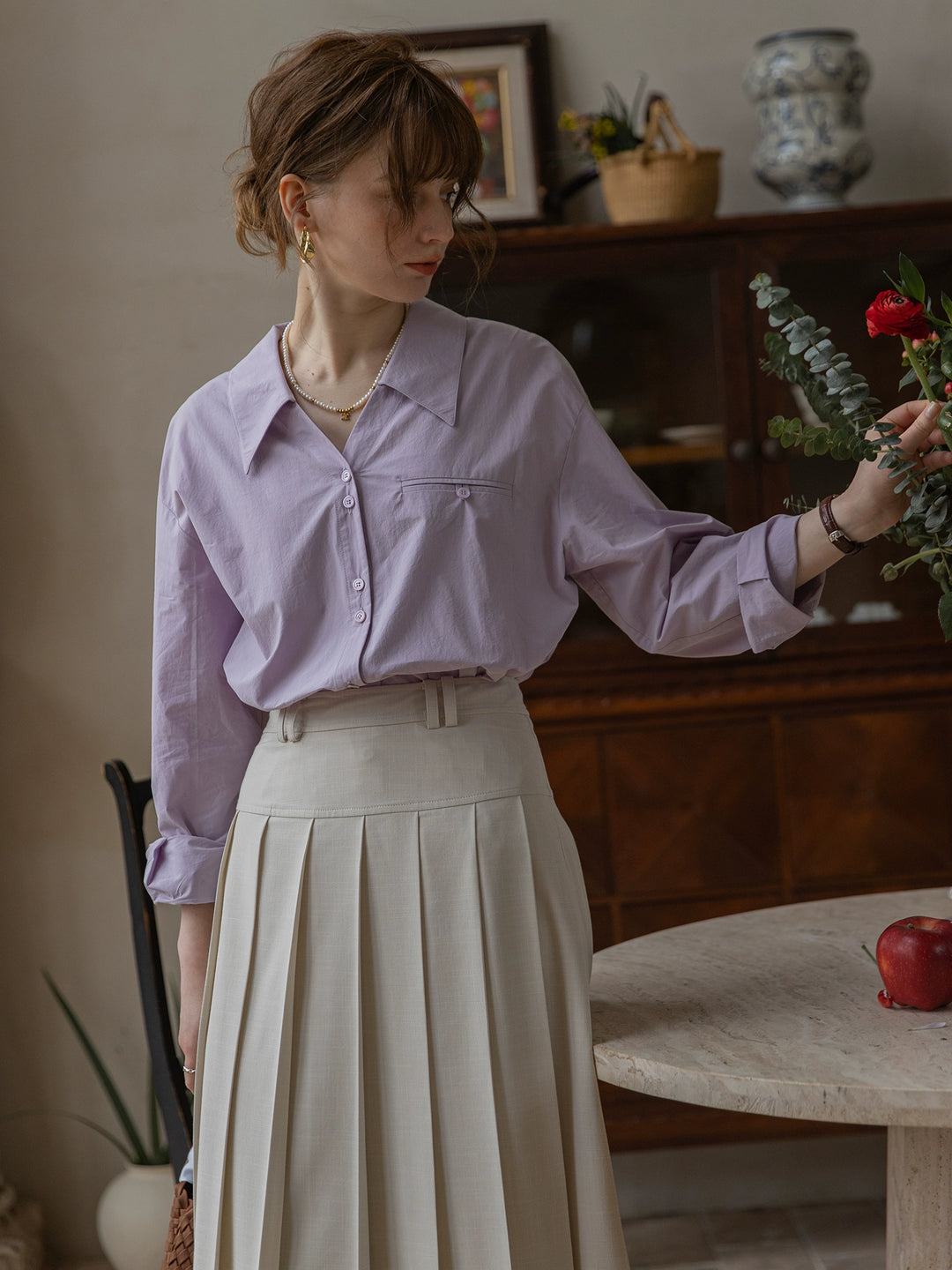 Classic Two-Tone Cotton V-Collar Shirt DACS0111
