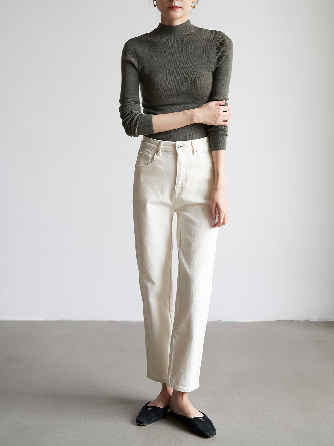 Soft Frame High-Rise Straight Jeans SSSJ0183