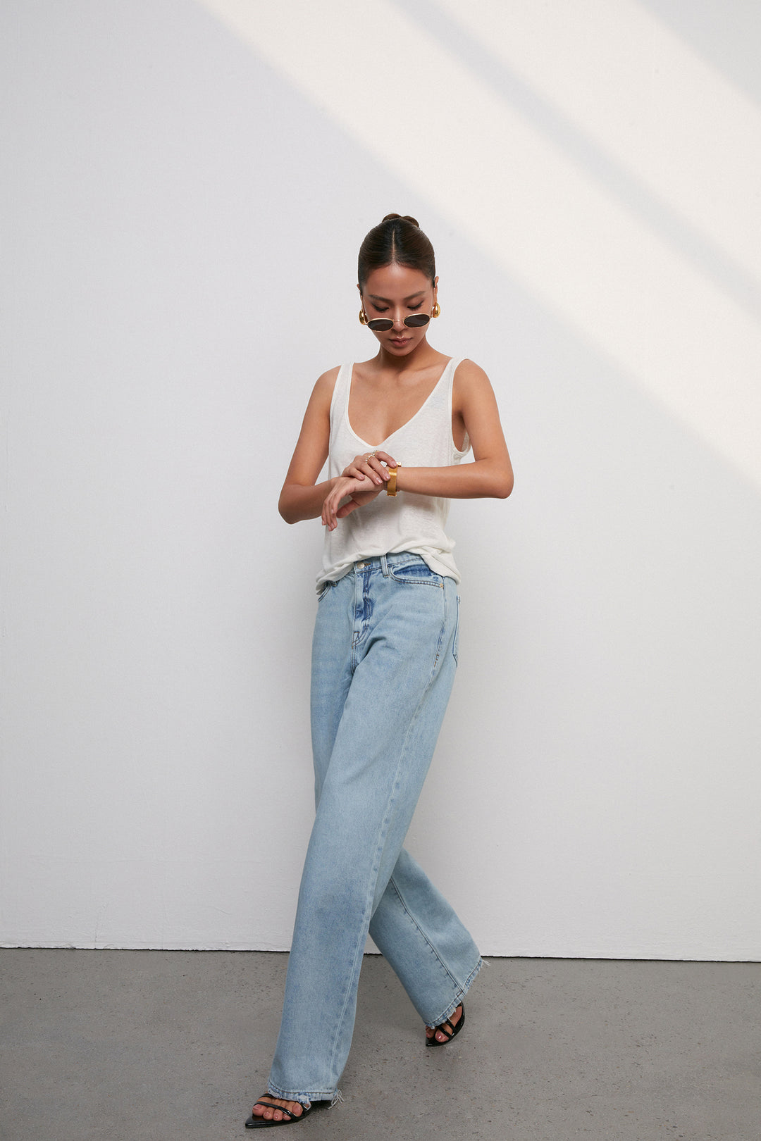 Everyday Scoop Linen Tank DGLT0201