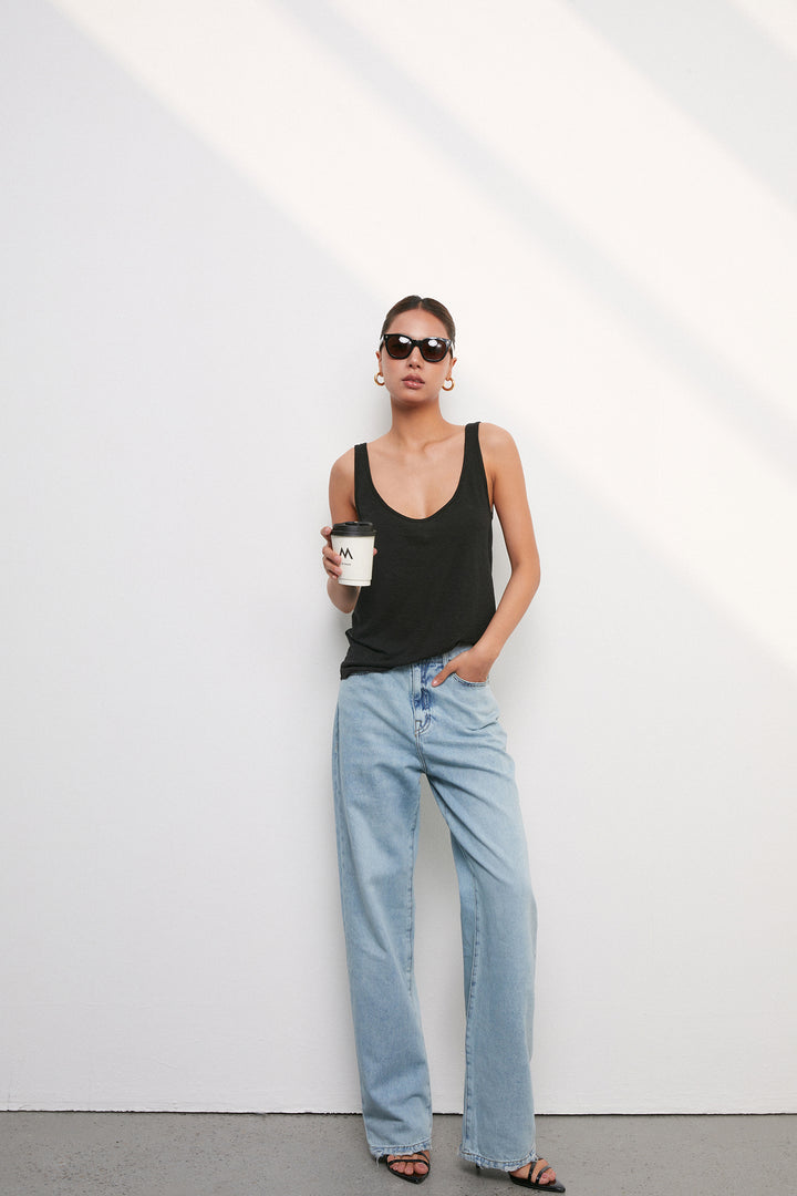 Everyday Scoop Linen Tank DGLT0201