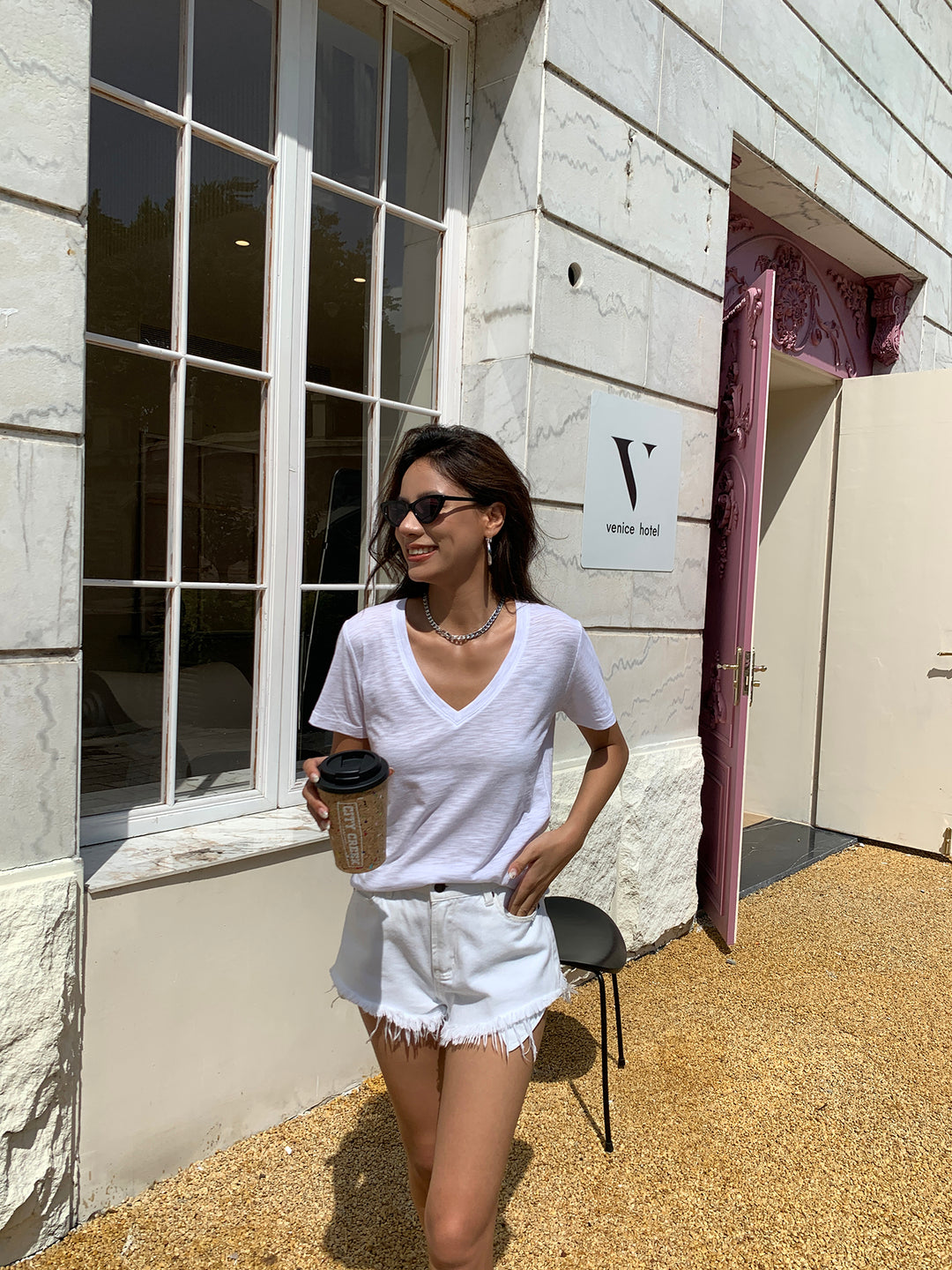 Soft V-Neck Daily Tee DGDT0202