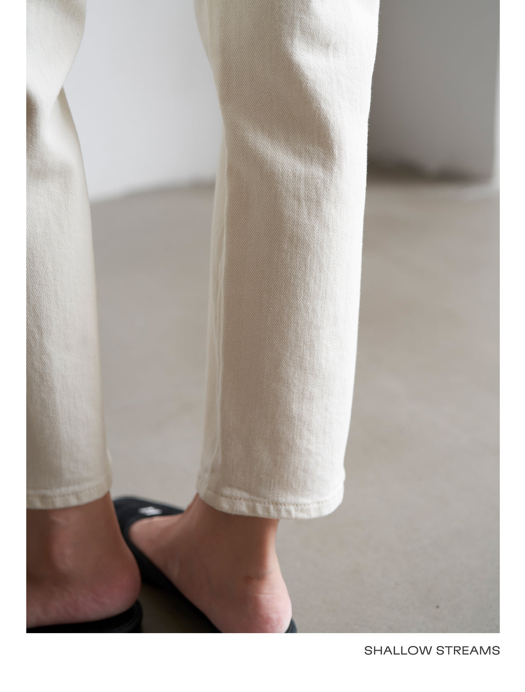 Soft Frame High-Rise Straight Jeans SSSJ0183