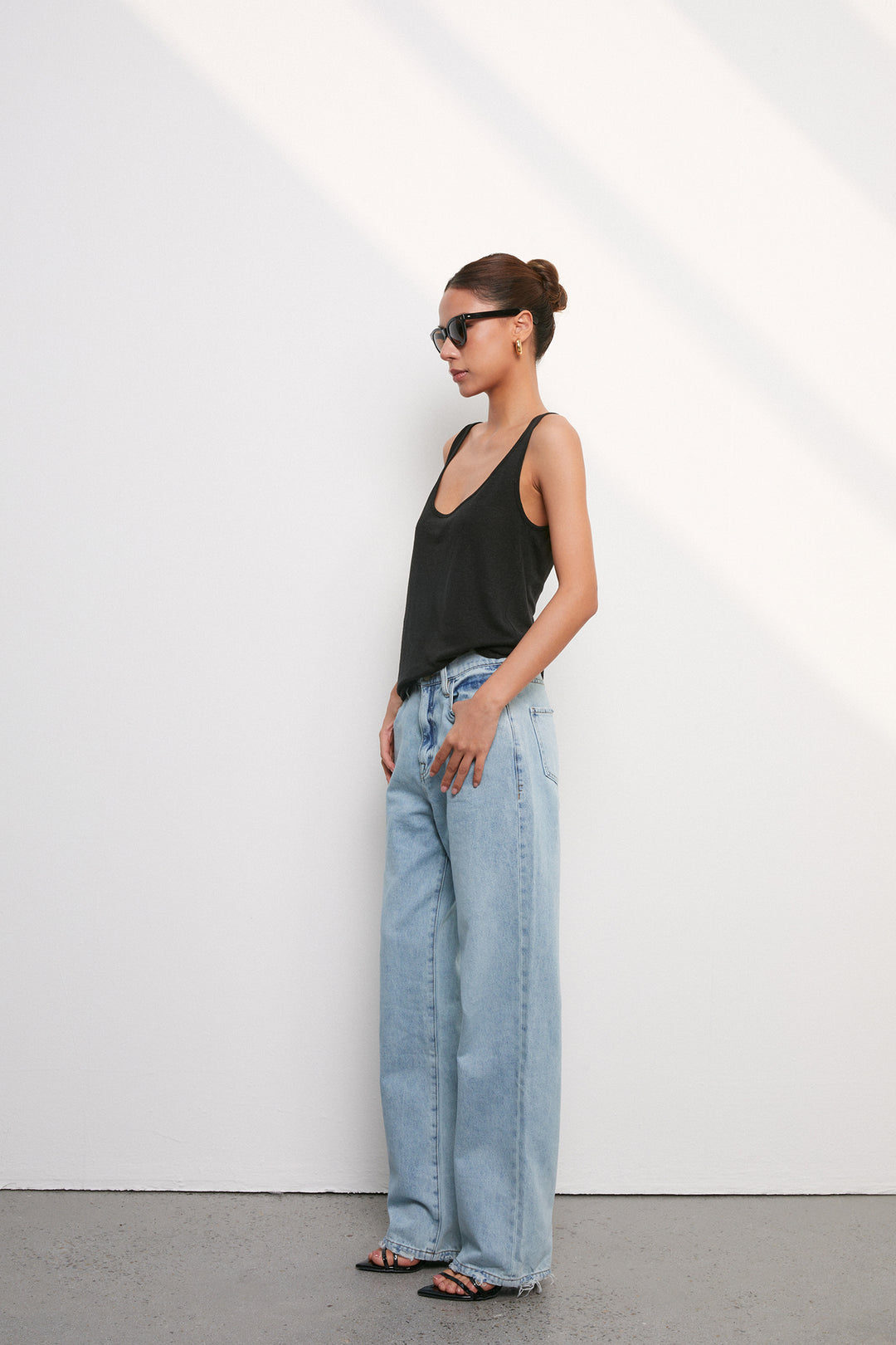 Everyday Scoop Linen Tank DGLT0201