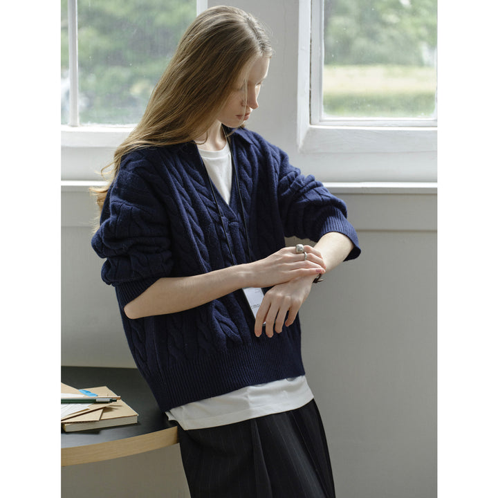 Vintage Cable Knit V-Neck Sweater CCVS0144