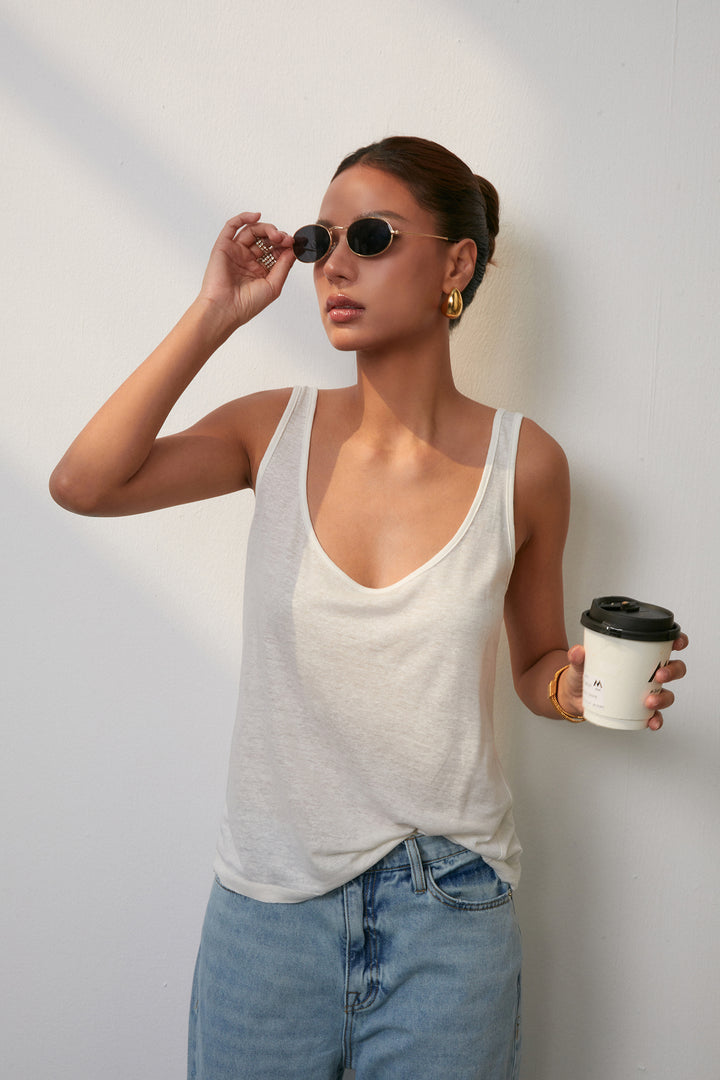 Everyday Scoop Linen Tank DGLT0201